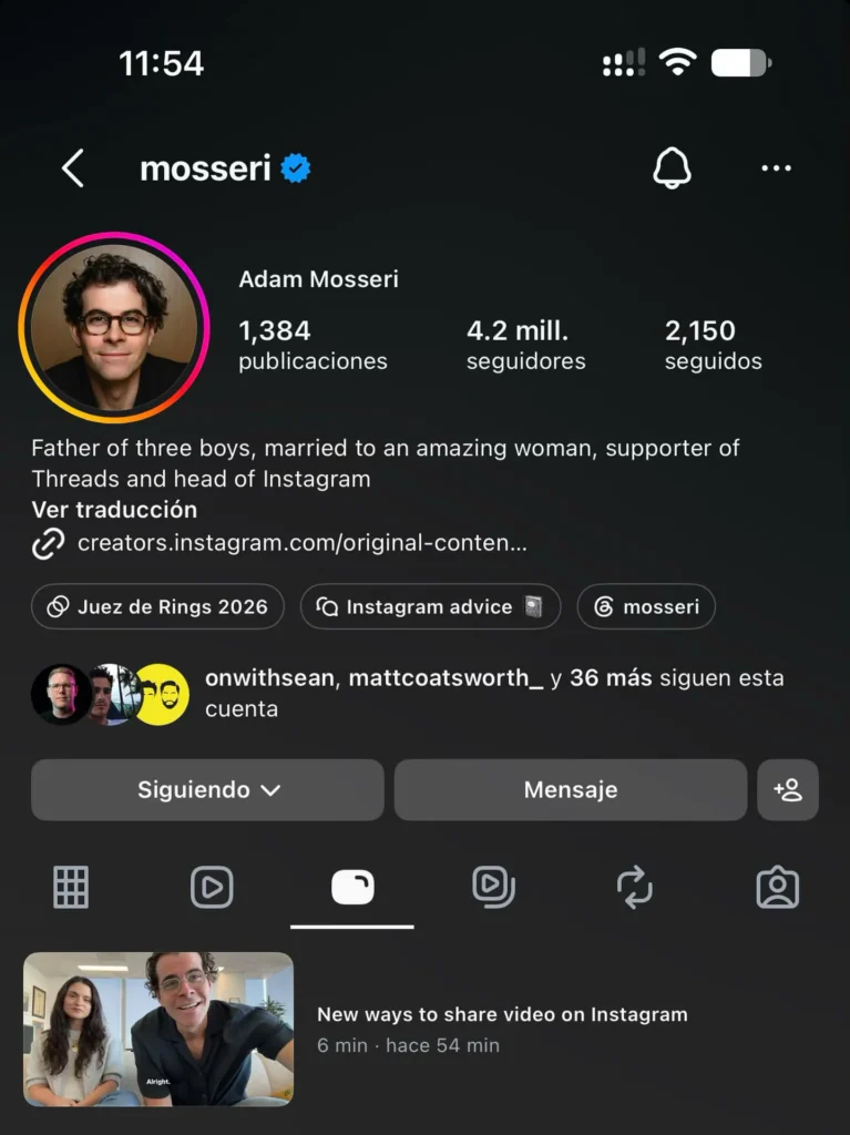 Perfil de Adam Mosseri no Instagram com a nova aba de vídeos longos ao lado das abas de posts e Reels